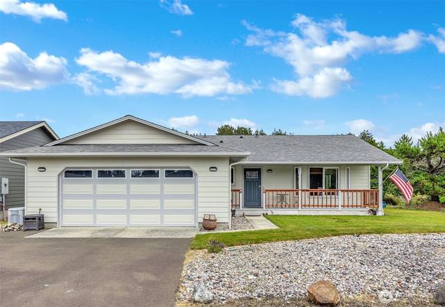 30406 H St, Ocean Park, WA 98640