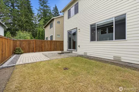 Exterior - 4425 223rd Pl SE, Bothell, WA 98021 photo 5 of 6