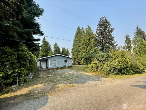 140 W Spruce St, Port Ludlow, WA 98365