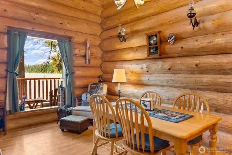 Dining - 370 Thompson Rd, Riverside, WA 98849 photo 3 of 3