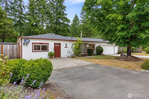 15420 Sidney Rd SW, Port Orchard, WA 98367