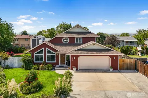 2226 S Belair Dr, Moses Lake, WA 98837