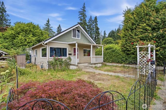 303 S Hartford Ave, Bremerton, WA 98312