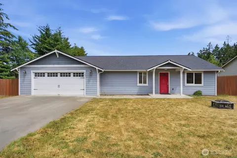 2311 W 12th St, Port Angeles, WA 98363