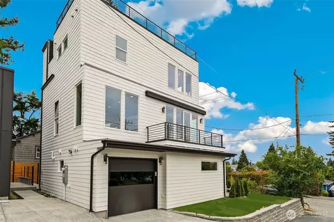9815 Linden Ave N, Seattle, WA 98103