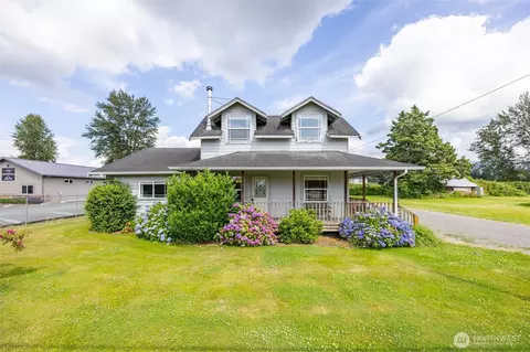 902 Nooksack Ave, Nooksack, WA 98276