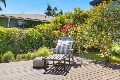 8707 Maple Ln, Edmonds, WA 98026 photo 31