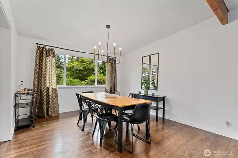8707 Maple Ln, Edmonds, WA 98026 photo 9