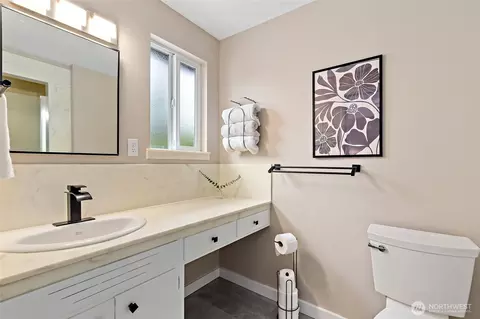 8707 Maple Ln, Edmonds, WA 98026 photo 18