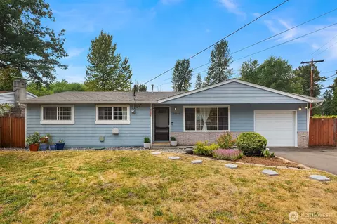 21010 22nd Ave W, Lynnwood, WA 98036