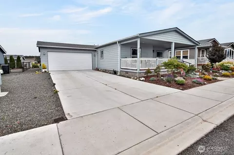 894 N Iris Ave, Sequim, WA 98382 photo 3