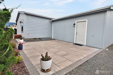 894 N Iris Ave, Sequim, WA 98382 photo 21