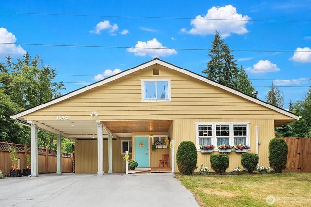 12415 NE 112th St, Kirkland, WA 98033