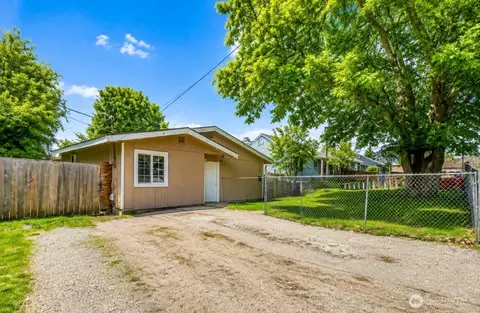 6214 S Prospect St, Tacoma, WA 98409