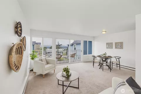 819 High St W #106, Bellingham, WA 98225