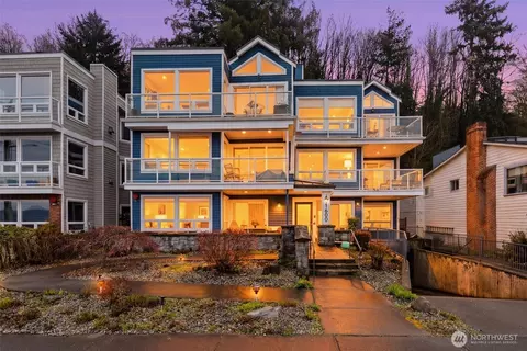 1600 Alki Ave SW #202, Seattle, WA 98116