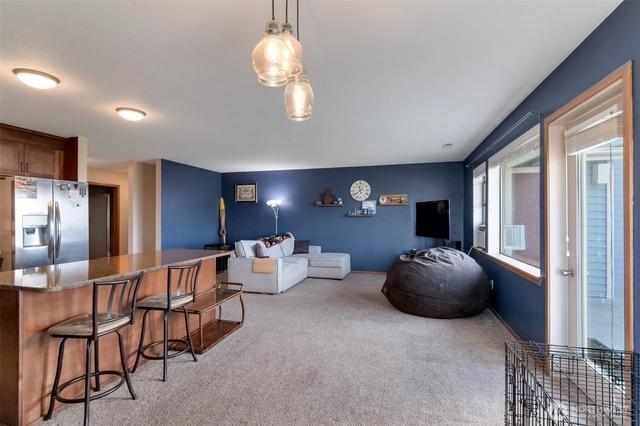 651 SE Bayshore Dr #B304, Oak Harbor, WA 98277