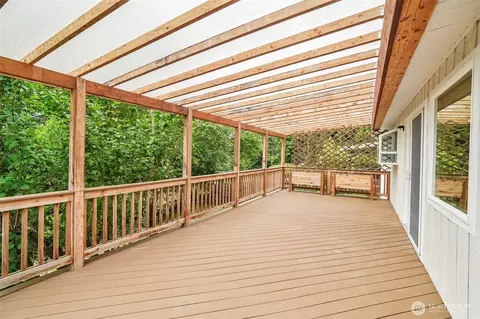 Exterior - 23804 7th Ave W, Bothell, WA 98021 photo 2 of 5