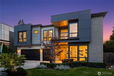 5225 114th Ave NE, Kirkland, WA 98033