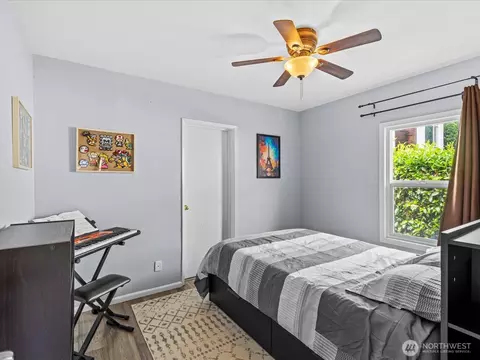 Bedroom - 1715 26th Ave S, Seattle, WA 98144 photo 2 of 6
