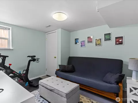 Bedroom - 1715 26th Ave S, Seattle, WA 98144 photo 4 of 6