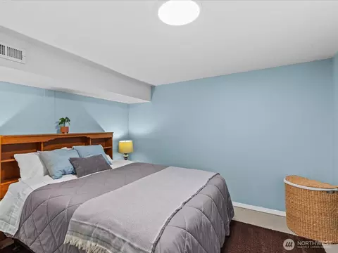 Bedroom - 1715 26th Ave S, Seattle, WA 98144 photo 5 of 6