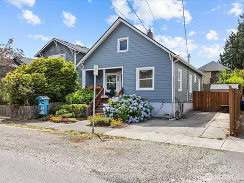 Exterior - 1715 26th Ave S, Seattle, WA 98144 photo 4 of 10
