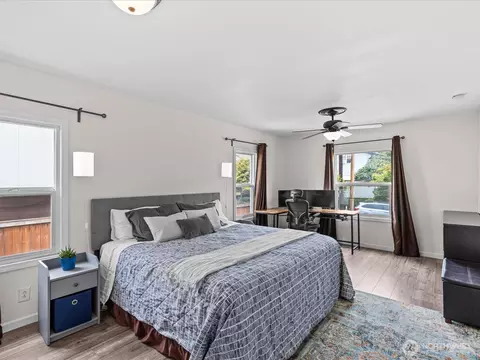 Bedroom - 1715 26th Ave S, Seattle, WA 98144 photo 1 of 6