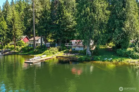 1012 S Lake Roesiger Rd, Snohomish, WA 98290