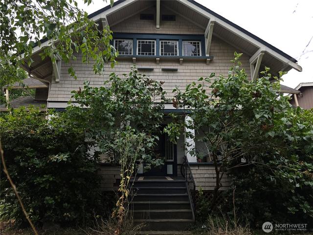 4049 S 128th St, Tukwila, WA 98168