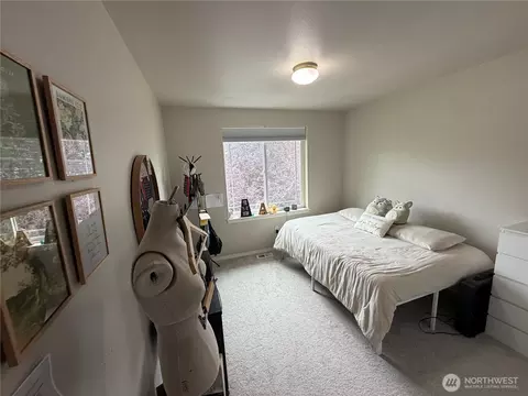 Bedroom - 14406 145th St E, Orting, WA 98360 photo 4 of 5
