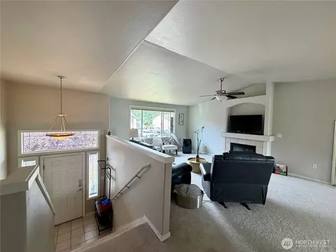 Entry Way - 14406 145th St E, Orting, WA 98360 photo 4 of 4