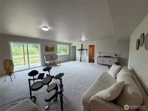 Living - 14406 145th St E, Orting, WA 98360 photo 2 of 2