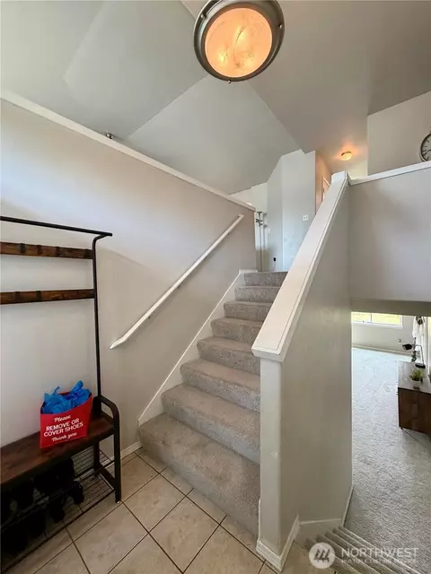 Entry Way - 14406 145th St E, Orting, WA 98360 photo 1 of 4