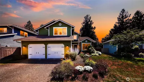 22209 NE 11th Pl, Sammamish, WA 98074