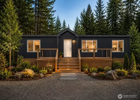 51 NE Rhody Ln, Tahuya, WA 98588