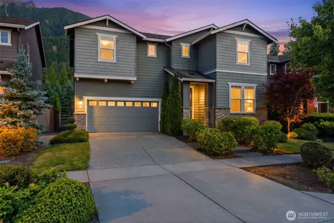 938 NE 4th, North Bend, WA 98045
