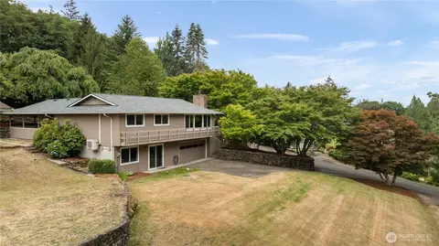 1917 Higgins Rd SE, Port Orchard, WA 98366
