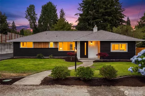 3775 Olympic Blvd W, University Place, WA 98466