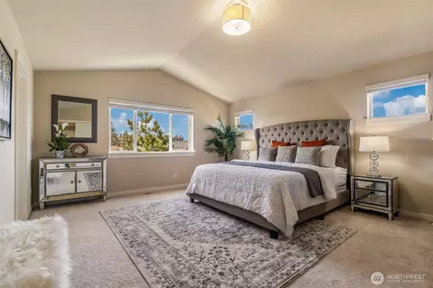 Bedroom - 17602 40th Dr SE, Bothell, WA 98012 photo 2 of 6