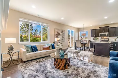 Living - 17602 40th Dr SE, Bothell, WA 98012 photo 3 of 4