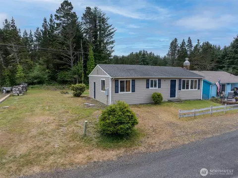 1412 170 Pl, Long Beach, WA 98631 photo 1