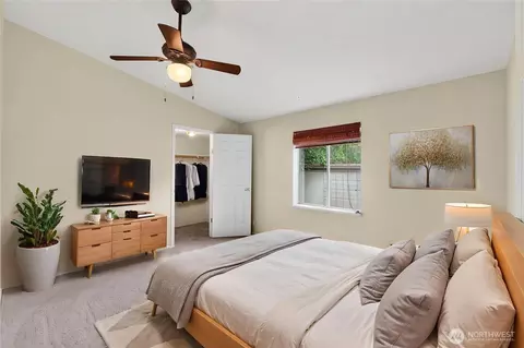 819 Mountain Villa Loop, Enumclaw, WA 98022 photo 16