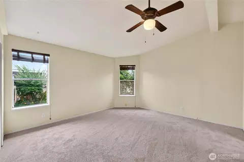 819 Mountain Villa Loop, Enumclaw, WA 98022 photo 19