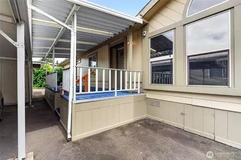 819 Mountain Villa Loop, Enumclaw, WA 98022 photo 24