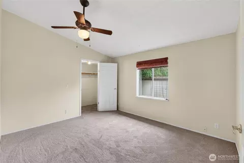 819 Mountain Villa Loop, Enumclaw, WA 98022 photo 15