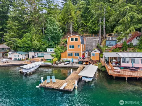 1119 Summit Lake Shore Rd NW, Olympia, WA 98502