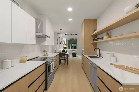 1127 C 10th Ave E, Seattle, WA 98102 photo 15