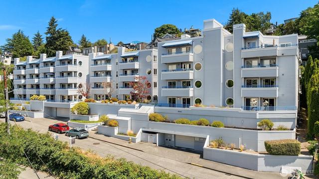 2244 13th Ave W #313, Seattle, WA 98119