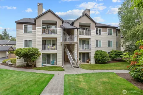 12303 Harbour Pointe Blvd #V203, Mukilteo, WA 98275
